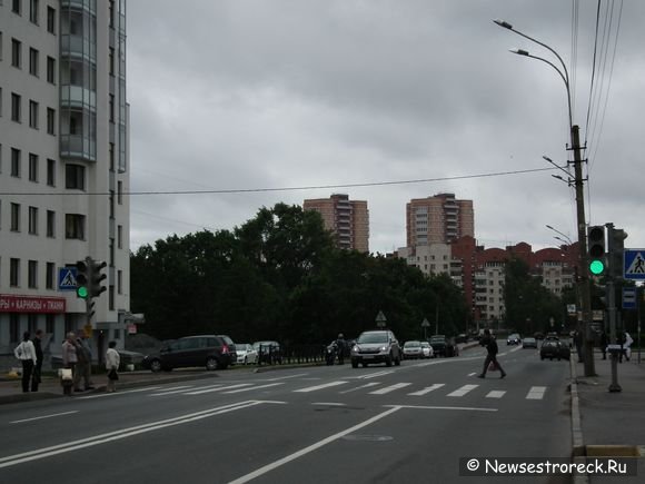 На ул.Токарева светофоры развернуло ветром