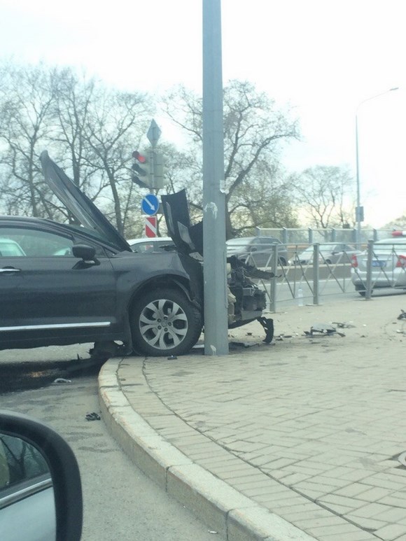 Серьзное ДТП на перекрестке ул.Мосина и Приморского шоссе