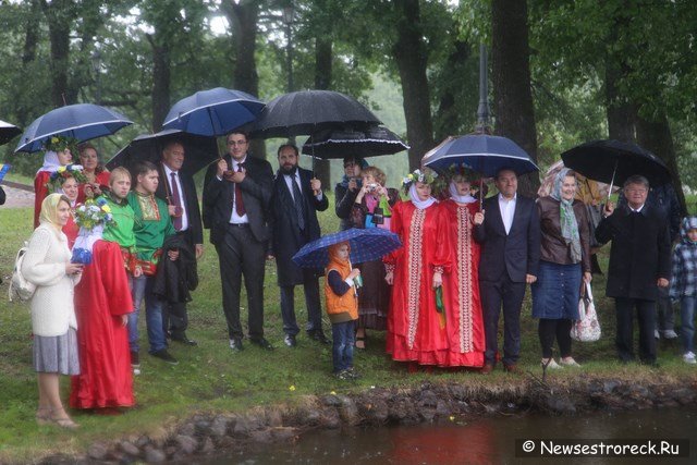 Праздник Святой Троицы отметили в Сестрорецке Праздник Святой Троицы отметили в Сестрорецке