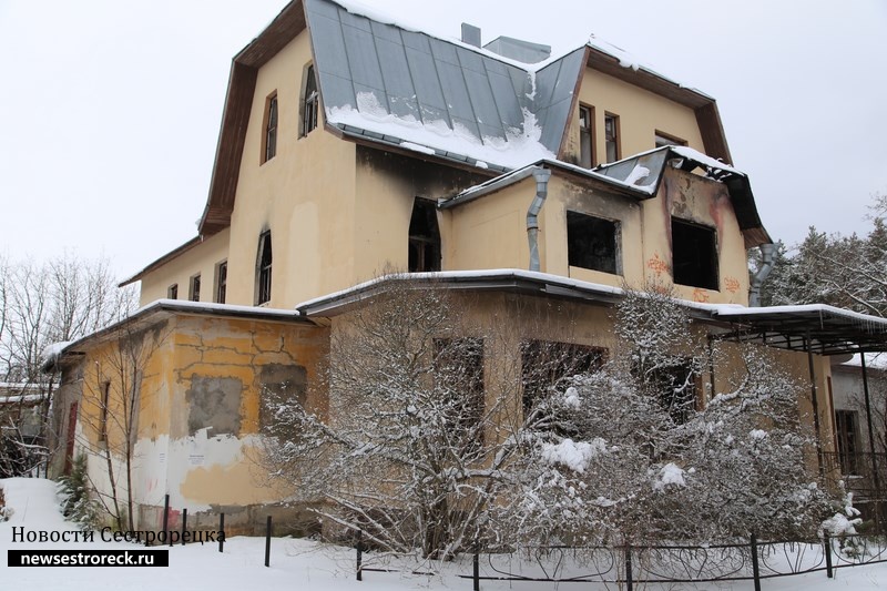 Дом Олофа на Сосновой улице в Сестрорецке сняли с охраны